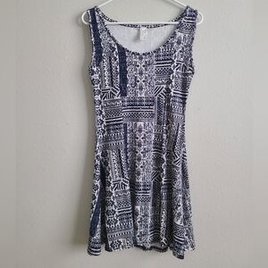 Navy and White Patterned Sleeveless Dress